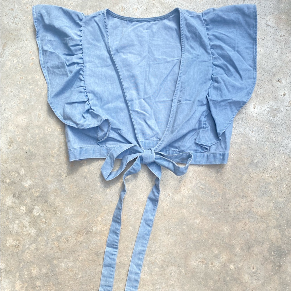 Cropped shirt